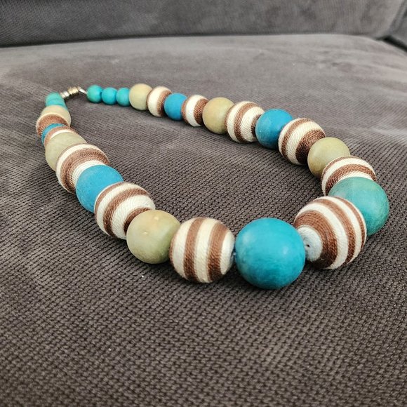 Claire's Wood Beaded Multicolor Bohemian Necklace - Picture 7 of 13